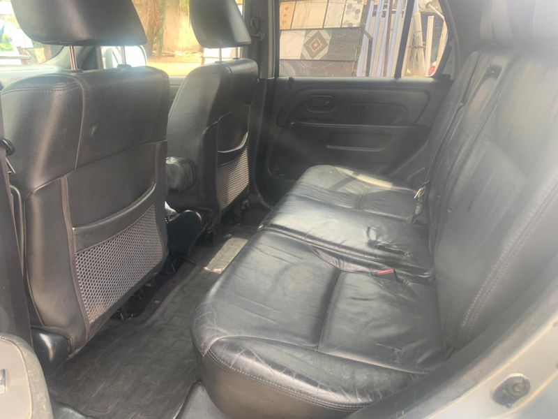 Thumbnail 5 of 2004 Honda CR-V